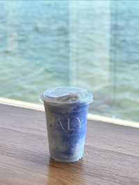 Palyn Café & Eatery Samaesarn — คาเฟ่ริมทะเลที่ต้อ