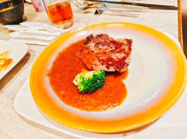 台北喜來登Sheraton Grand十二廚 | 挑高設計開心吃下午茶🍽️