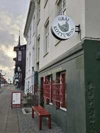 A GOOD LITTLE CAFÉ FOR GOOD AMERICAN BREAKFAST IN ICELAND.