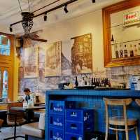 🇳🇱 Classic Dutch Cuisine with Canal Views