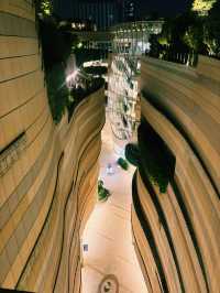 難波隱秘的綠洲：Parks Garden的迷人夜晚 🌌🌿