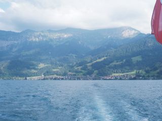 スイスのトゥーン湖で気軽に写真スポット巡り