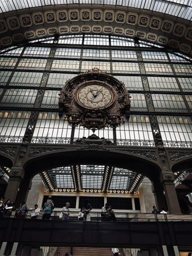 駅舎から芸術の殿堂へ：オルセー美術館、印象派の黄金時代へ向かう