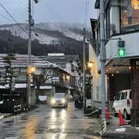 [野沢温泉 in 長野県] 温泉街の雰囲気とスノボー・スキー場