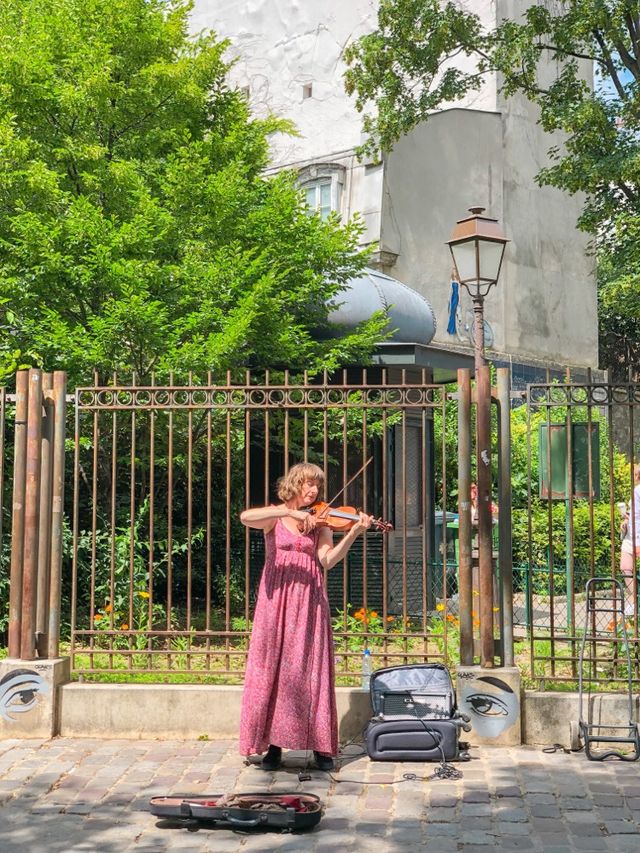 파리 “사랑해“벽 따라 동네 한 바퀴 💫