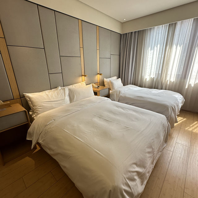 Great hotel location but not pram friendly