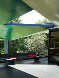 Zurich | Enjoy the museum vibe near Zurich lake