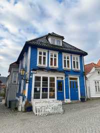 Cozy Escape in Bergen: Solros Cafe & Bakery🥐