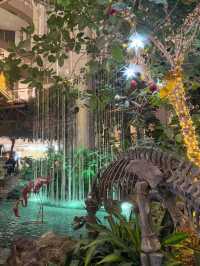 Guanghua Shopping Mall, Chongqing – A Shopping Paradise with a Secret Garden