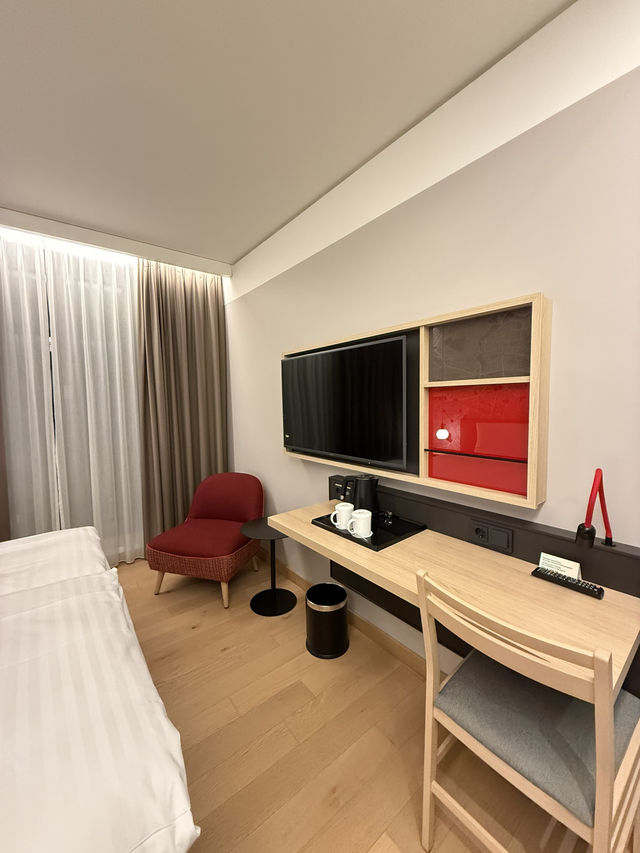 Convenience Meets Comfort: A Stay at Intercity Hotel Frankfurt Hauptbahnhof South