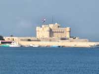 🏰 Qaitbay Citadel: The Guardian of Alexandria’s Shores! 🌊