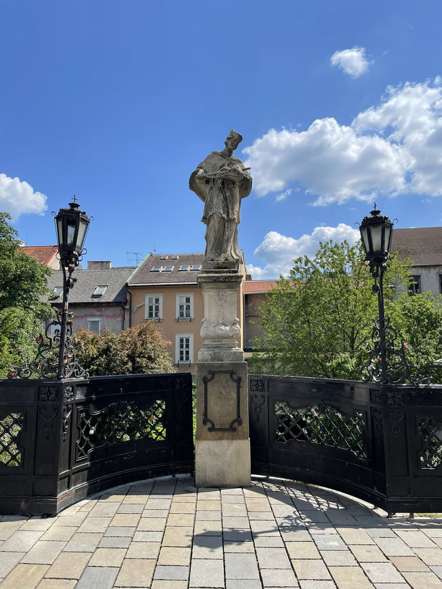 🇸🇰 Bratislava's Charms: A Day Trip Across the Danube