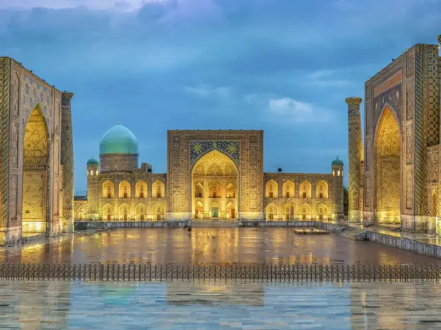 Samarkand Lights Up🌙  