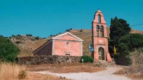 Corfu's Ghost Village in the Mountains — traveler post in Thinali