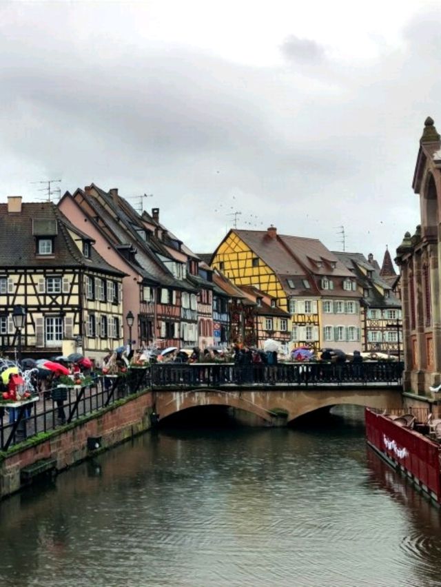 Pont Rue des Tanneurs, Colmar 🌉✨ Pont Rue des Tanneurs, Colmar 🌉✨