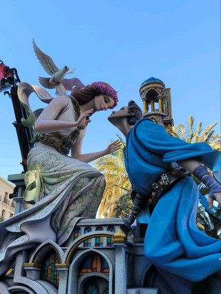 Las Fallas, Valencia: The Sounds, the People, and the Fire in the Air 🎆