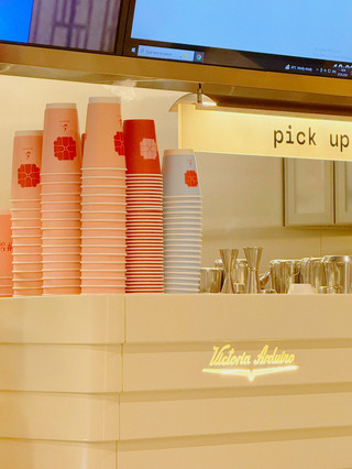 A girly cafe near the Cascade you'll want to come back to.