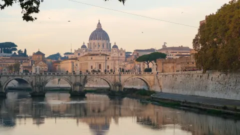 Taking a stroll through Rome in the morning. — traveler post in Rome