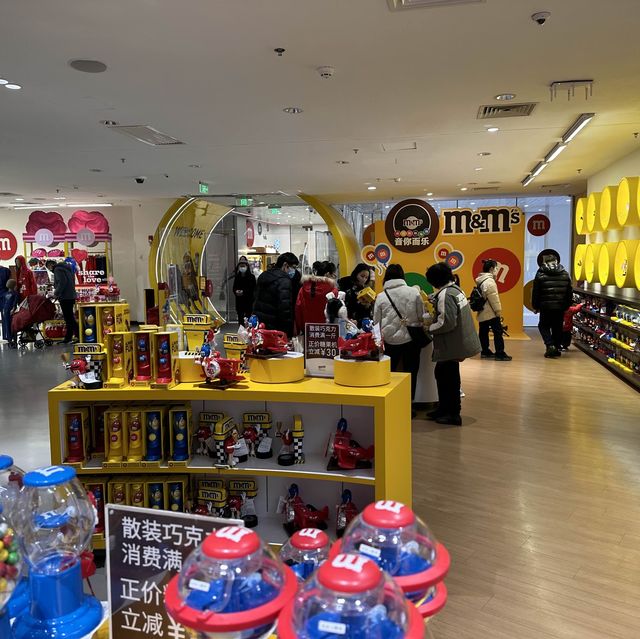 Shanghai MnM Store 😋!!!!!