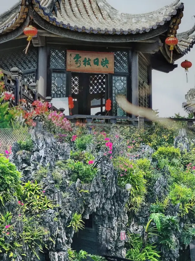 The Yuyin Mountain House is truly an underrated gem of Lingnan's famous gardens