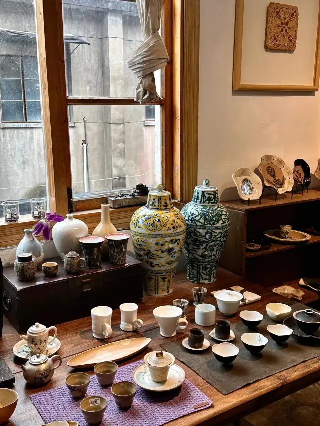 The two-day and two-night guide to Jingdezhen is here