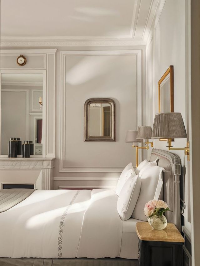 🗼 Parisian Chic & Charm: Hôtel Plaza Athénée 🌹