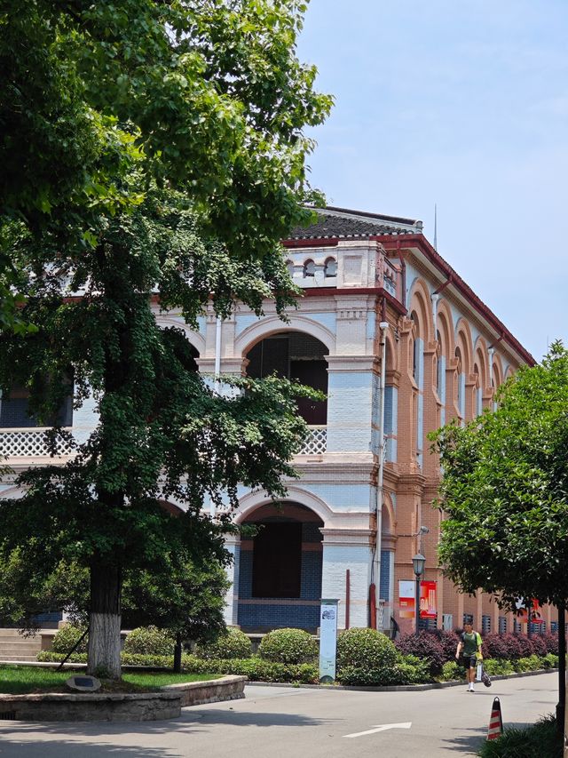 校園比公園還美，華政校園你值得擁有