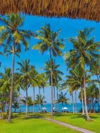🌴 Lombok's Luxe Life: Oberoi Beachfront Bliss 🌊