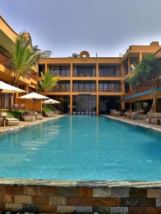 🌴 Unawatuna Escapes: Beachfront Bliss & Luxury 🌊