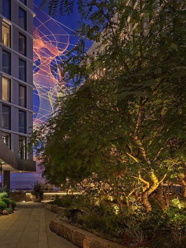 🌟✨ West Hollywood's Chic Sleeps: Hotel West Hollywood 🌆🛏️