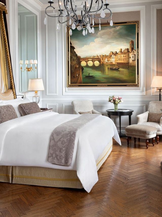 🌟 Florence's Finest: Luxury & Elegance at The St. Regis 🏰✨