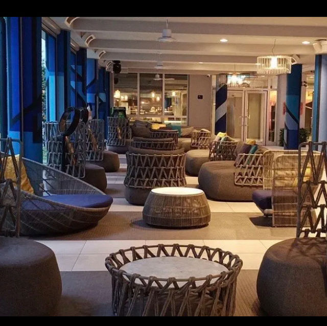 Nearest hotel to central railway station Milan 