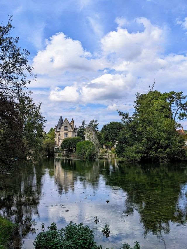 Moret sur Loing 旅遊攻略。