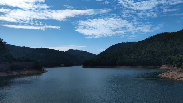 香山登高。