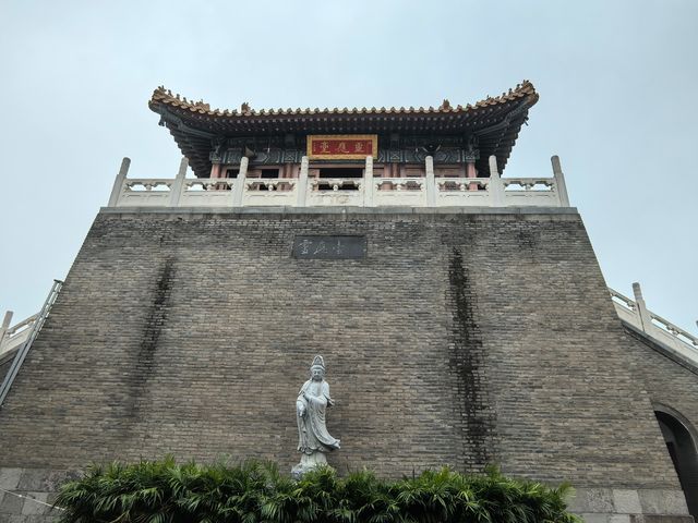 西五台雲居寺。