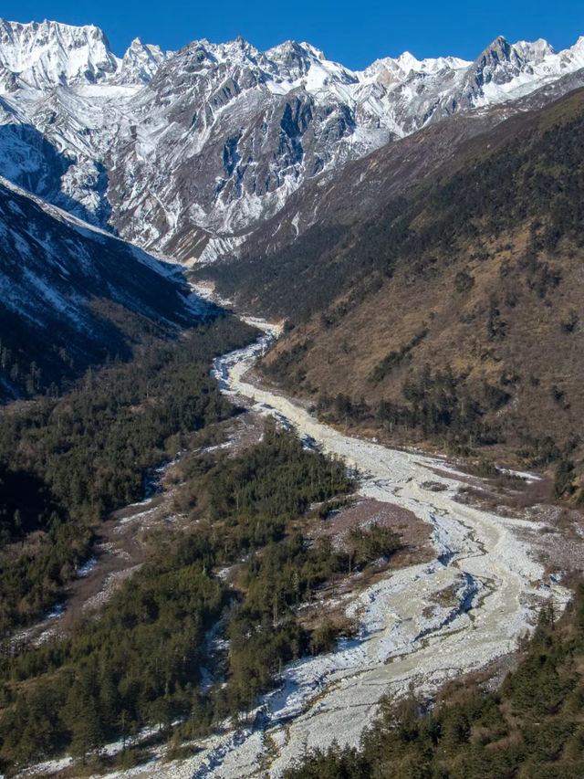 聽我說，冬天去川西看雪山。