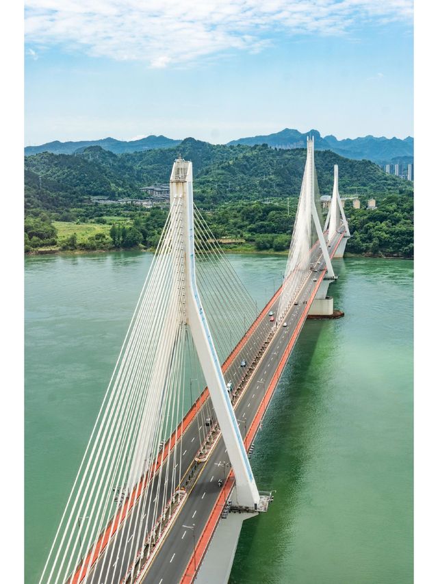 帶娃遊武漢-長江三峽-三峽大壩震撼心靈的美景之旅