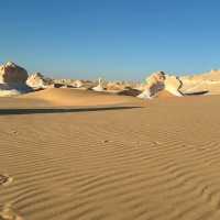 「白色沙漠（White Desert）終極旅遊攻略」    彷彿置身異星球，埃及