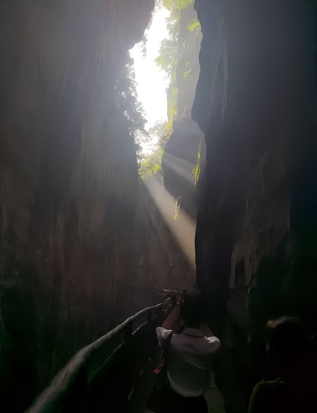 重慶寶藏秘境｜武陵山大裂谷，一眼就心動|||地質奇觀