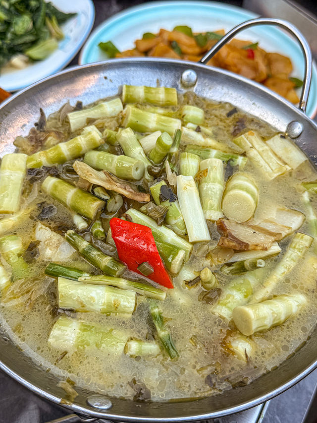 被本地人極力推薦嘅桐廬私房菜真係好好食