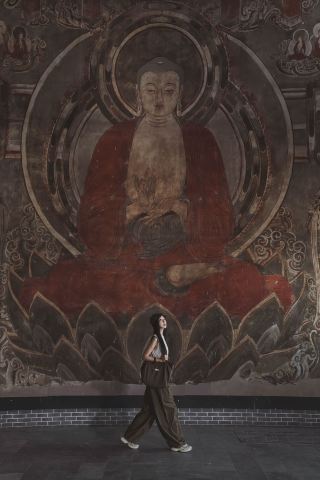 Longquan Temple at Mount Wutai: A Poetic Play of Light and Shadow in a Zen Secret Realm