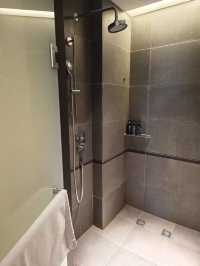 沈陽秋日躺玩攻略:住豪澤芮茲慢賞秋