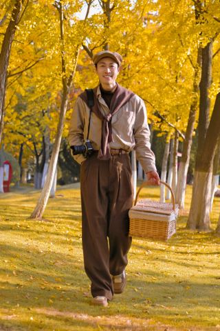 롄윈강의 은행나무 숲이 황금빛으로 물들어 아름다운 가을 풍경을 선사합니다. 놓치지 마세요. 안 그러면 1년을 더 기다려야 할 거예요!