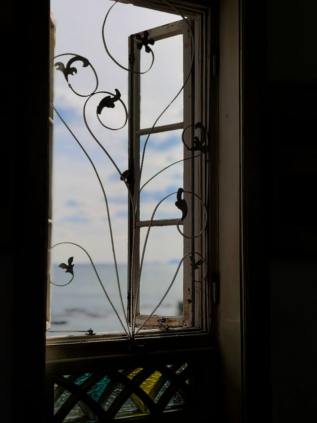 2025.11.17  八大關始建於20世紀30年代，以融合多國建築風格和四季分明的自然景觀而聞名。