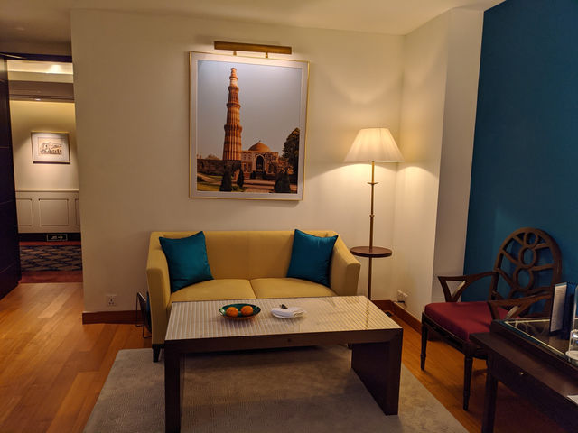 新德里歐貝羅伊飯店 | 豪華與科技的完美融合   飯店：新德里歐貝羅伊飯店  地址：Dr. Za