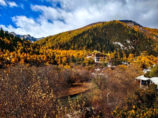 朝聖亞丁神山絕美路線