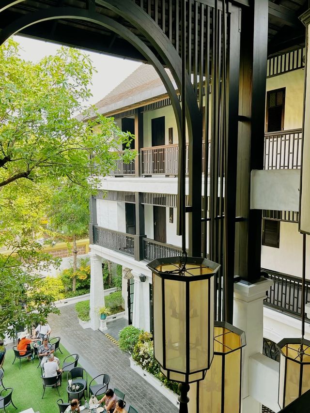 清邁古城C位酒店！步行300米到711，私人浴缸+定制早餐太