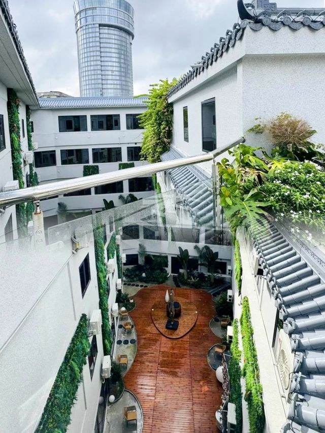 肇慶住對不繞路!牌坊對面的湖景酒店把星湖搬進窗外 肇慶住對不繞路!牌坊對面的湖景酒店把星湖搬進窗外