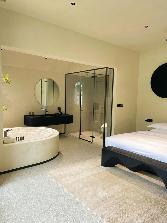 杭州1.5h直達｜在安吉私湯民宿泡進12月的山景裡