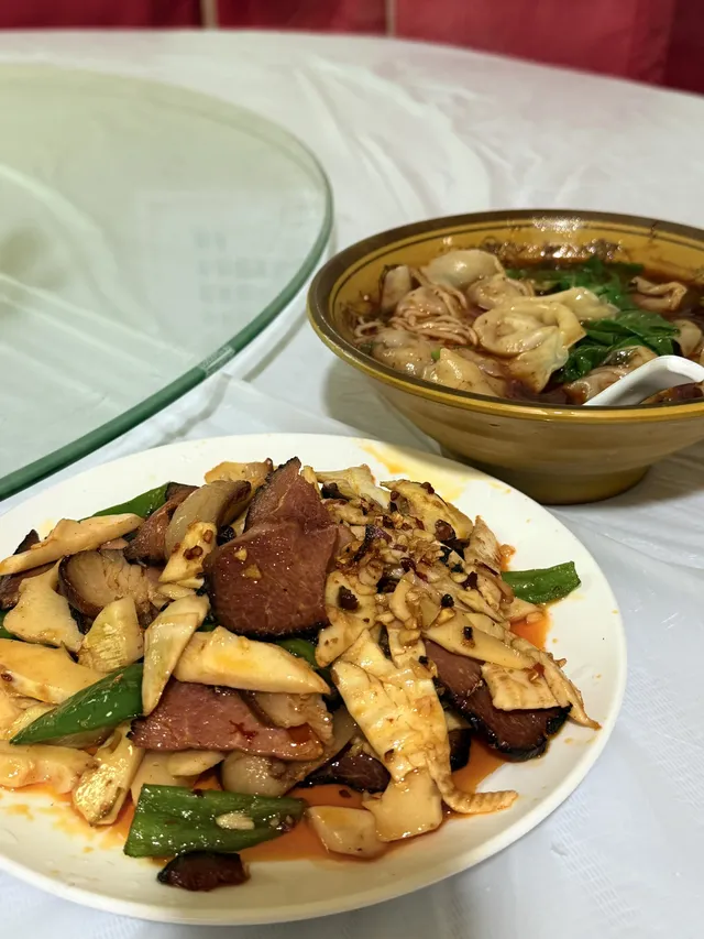 公路沒有盡頭，自由也是